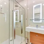 The Marine Plaza - Sea Towers Appartement *